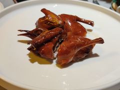 爆汁玻璃乳鸽-徐记海鲜(南油永新汇店)