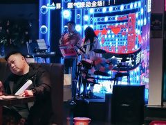 -粉墨特色菜·烧烤音乐酒馆