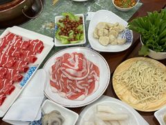 -楼外楼大刀肉传统火锅(西安大路店)