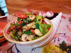 -蘑菇私房菜小馆(杨家坪西城天街店)