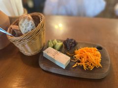 -羽深肉铺 Steak & Wine