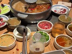 -巴奴毛肚火锅(龙湖锦艺城店)