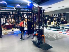 -格易美游泳馆健身房(新昆仑店)