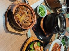 -荣基四海一家·家常菜·海鲜大排档(新安店)