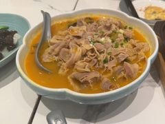 秘制酸汤肥牛-鹿港小镇(悠唐店)