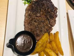 -LENBACH兰巴赫西餐啤酒坊(大连东港店)