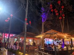 -二荆条·蜀鲜汇城市森林火锅