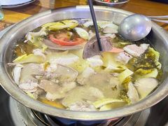 -泸州酸菜豆花火锅川师店