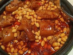 黄豆烧猪蹄-小户人家(循礼门南国中心店)