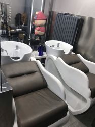 -ON STAR SALON
