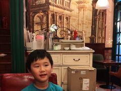 -玛格萝妮比萨屋(四平店)