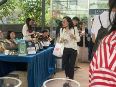 -深圳温德姆至尊酒店·大堂吧·户外花园