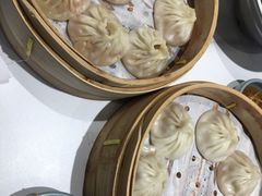 -馋三尺蟹粉小笼(人民广场店)
