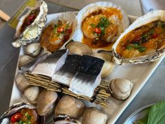 -围炉肉舍•炭烤活鳗•丹东海鲜烤肉(步行街店)