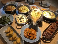 -蜜桃餐厅·伴山(绿宝广场店)