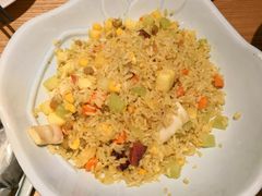 大叻经典菠萝海鲜炒饭-米纸越南小馆(金鹰世界店)