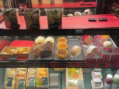 -星巴克臻选(南京金茂览秀城店)