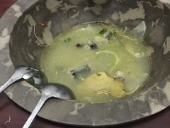 -姚记抚仙湖野生菌石锅鱼庄