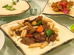 -黄B湛江鸡饭店(粤垦路店)