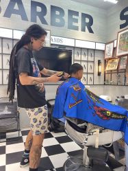 -Devilhands Barbershop男士理容店