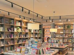 -魔方城市书房(中街益田店)