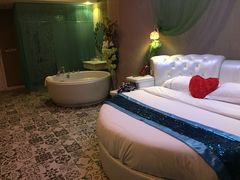 -天使恋人主题酒店(深圳翻身路店)