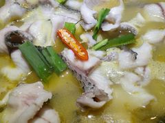 -严厨老坛酸菜鱼(吴江万宝店)