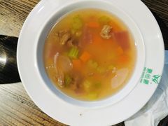 法式牛肉蔬菜汤-豪尚豪牛排(彩悦城店)