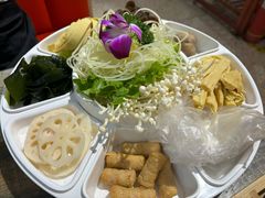 -鸡遇虾煲干锅火锅(小寨金莎店)