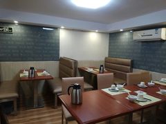 -香港仔茶餐厅(凤阳店)