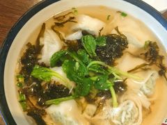 -玖鲜小笼(中山广场店)