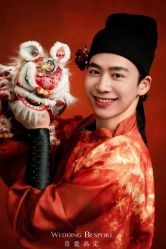 -喜爱高定婚纱摄影