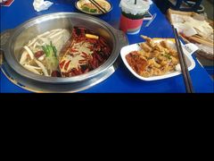 -马路边边火锅串串(观前街店)
