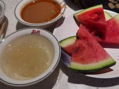 -三人行骨头王火锅(长寿店)