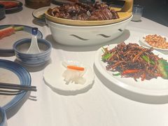 -八府香鸭·啫啫煲(华山路店)