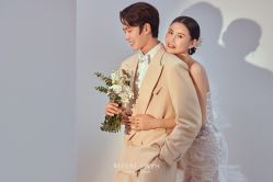 点击看大图 -挪娅婚纱摄影皇家会所