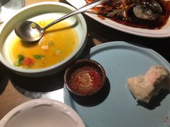 -桂满陇·蟹黄小笼汤包(中山公园店)