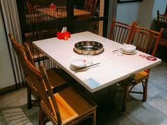 包厢-九道菜有鸡鱼头(石鼓路店)
