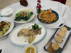 -天鲜阁·海鲜粤菜·33年老字号(石槎白云站店)