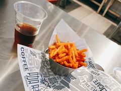 -TRIPS BURGER(大钟寺店)