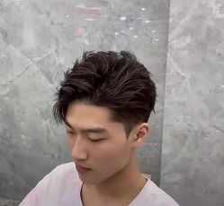 -BULB STUDIO 巴柏明星发型工作室