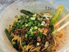 -一点一线重庆小面(重庆创意公园店)