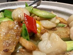 海鲜豆腐煲-香樟花园新粤料理(无锡万象城店)