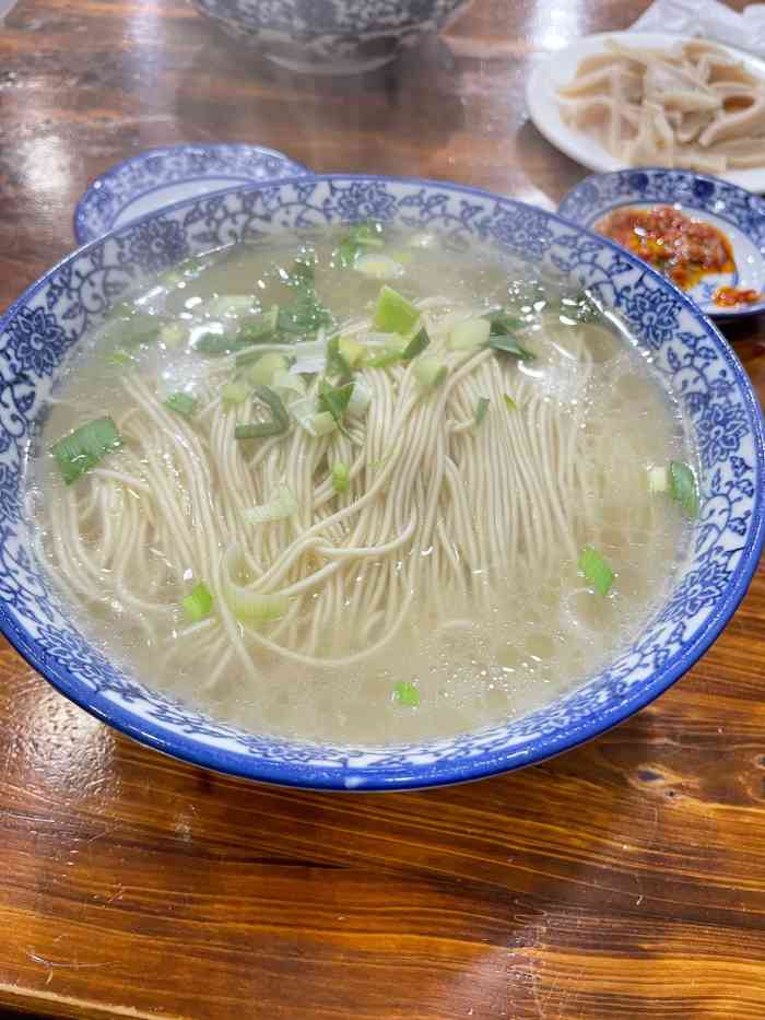 苏州藏书羊肉馆(安顺路店)-"周曰到虹桥办事路过,看到这家藏书羊肉
