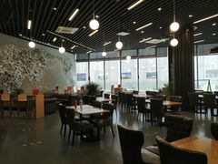 大堂-汽车博物馆主题餐厅