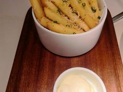 -阿妮叶李(光谷世界城店)