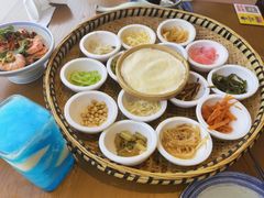 -包整·丝娃娃(一览甲秀楼风景店)