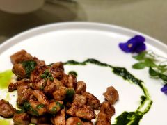 黑椒青酱牛肉粒-将相和·海鲜蒸饺大连菜