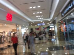 -鸿通城购物中心