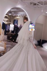 -艾米丽婚纱礼服